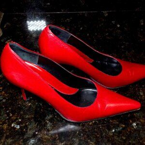 Via Spiga "6.5M" Italian Leather Pumps; Professional Chic, Haute Couture, Preppy